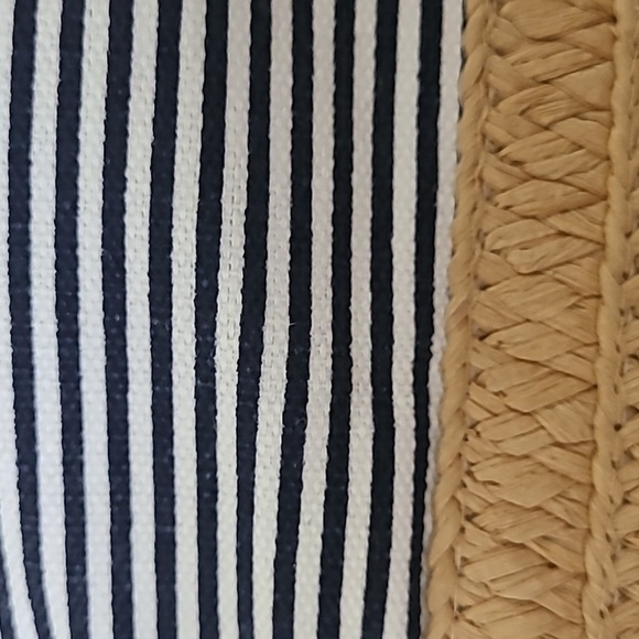 TRÏBE Canvas & Raffia Nautical Black & White Striped Backpack NWT - Picture 6 of 6